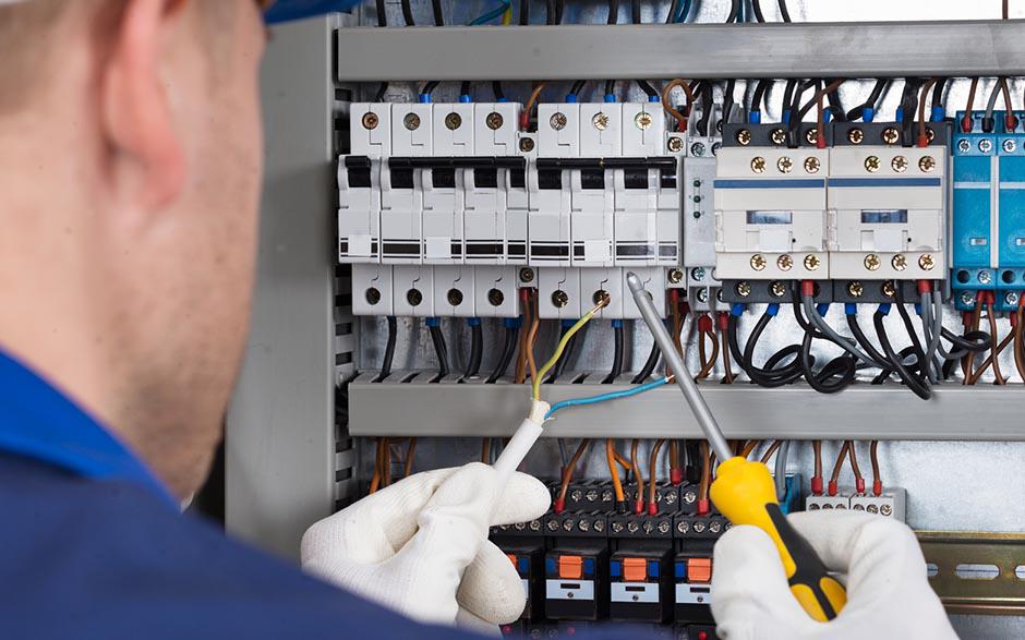 électricien de maintenance La Celle-Saint-Cloud