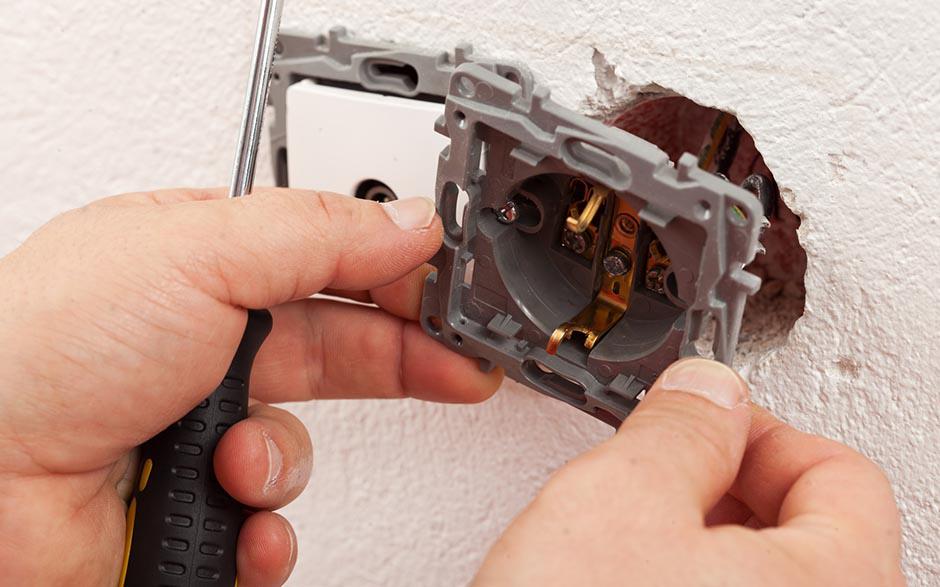 électricien de maintenance La Celle-Saint-Cloud
